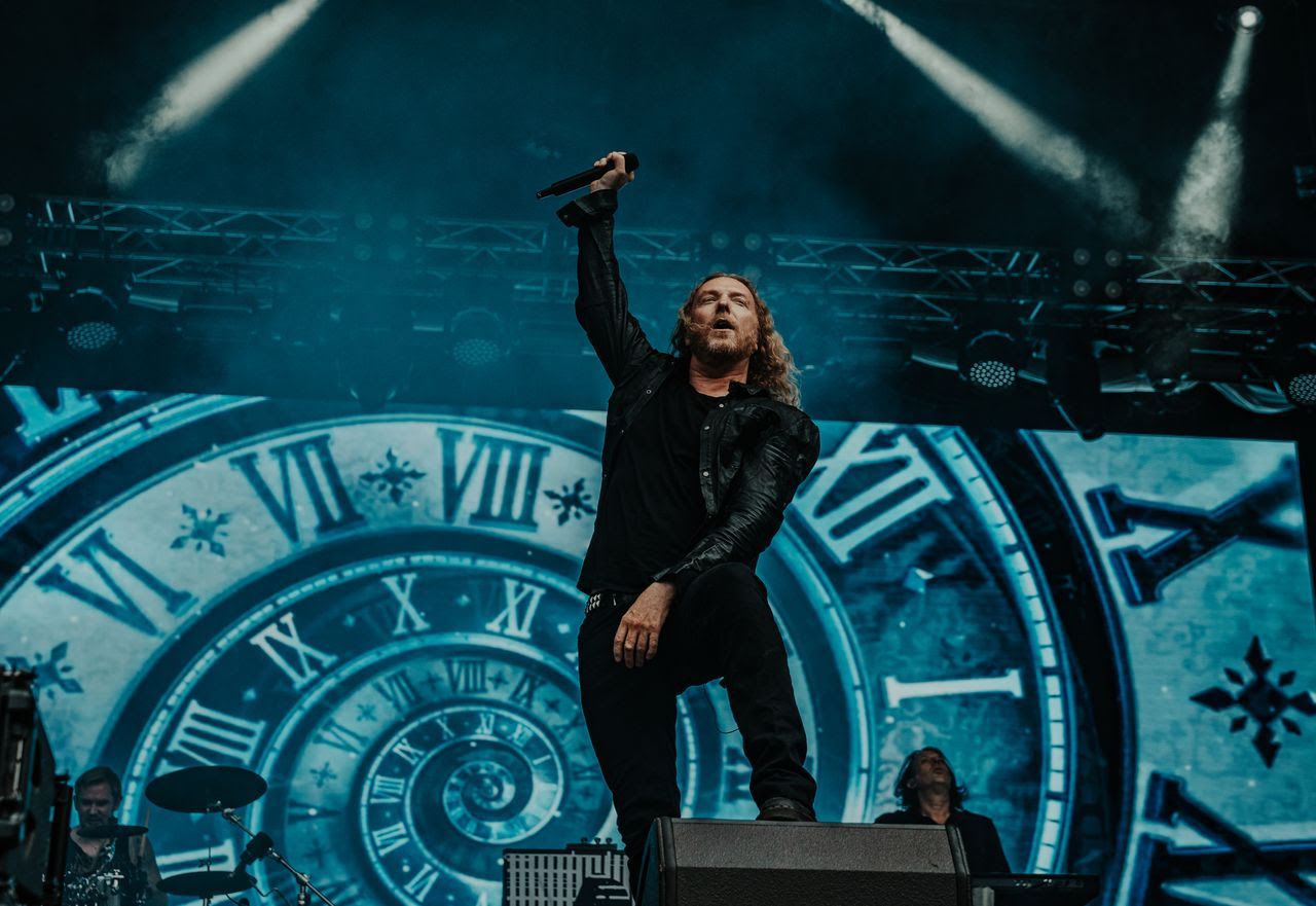 Dark Tranqulity Stage